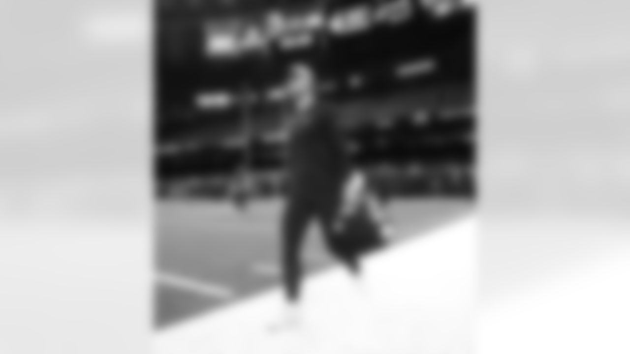 Check out the team arrivals and preparations from the New Orleans Saints ahead for their Week 5 matchup against the Seattle Seahawks at the Caesars Superdome.