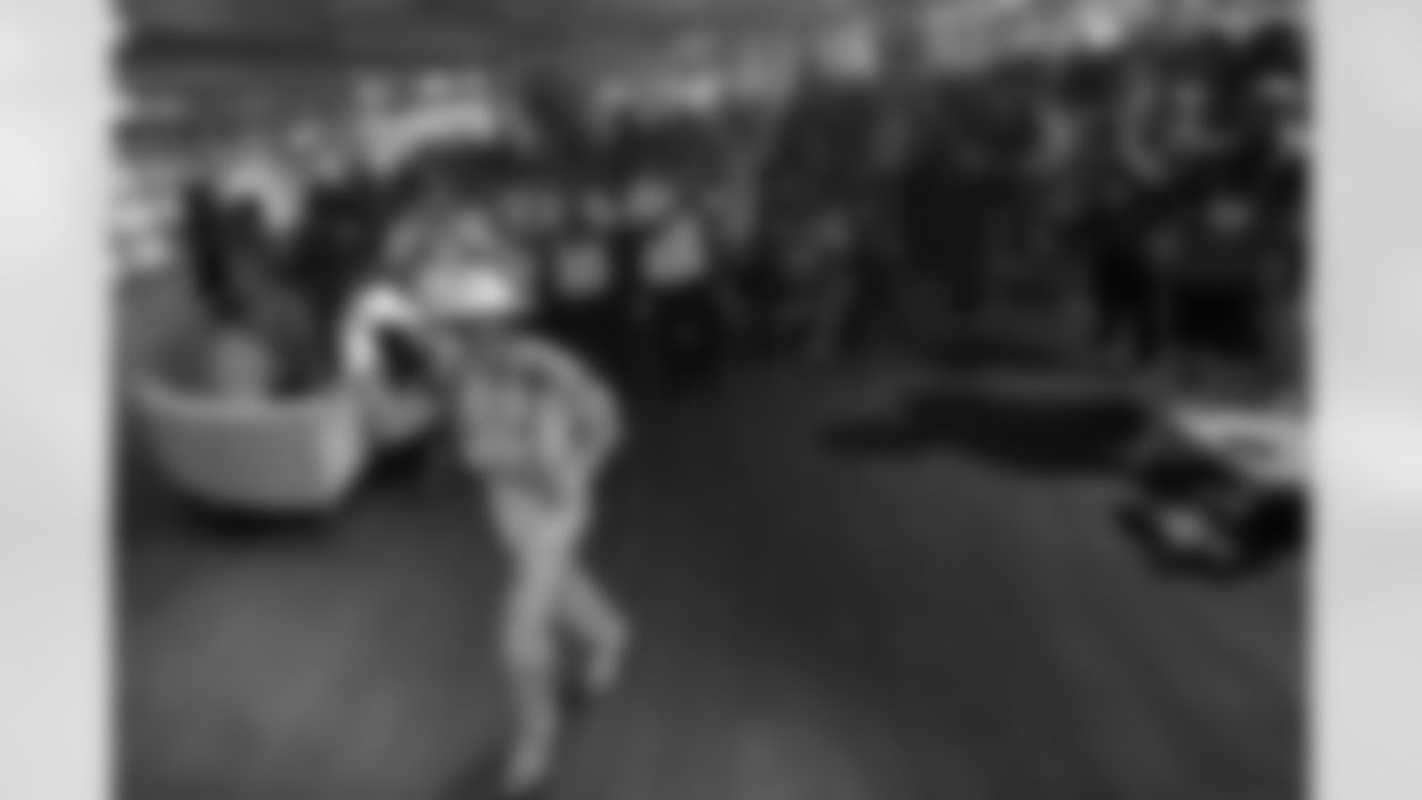 The New Orleans Saints kicked off the 2022 NFL Flag Summit with a happy hour welcome event at Club XLIV and entertainment by the Free Agents Brass Band on Wednesday, June 20.