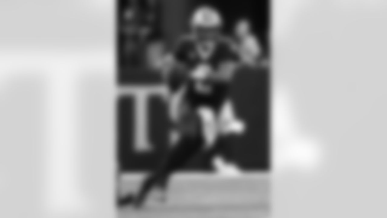 New Orleans Saints quarterback Jameis Winston (2) in action during their 2022 Week 2 game against the Tampa Bay Buccaneers.
