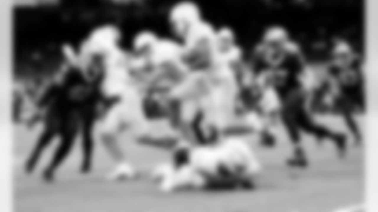 Game action photos from the New Orleans Saints vs. Los Angeles Chargers matchup in Week 5 of the 2020 NFL season.