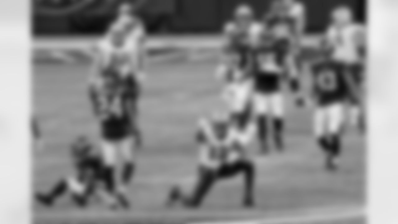 Game action photos from the New Orleans Saints vs. Atlanta Falcons matchup in Week 13 of the 2020 NFL season.