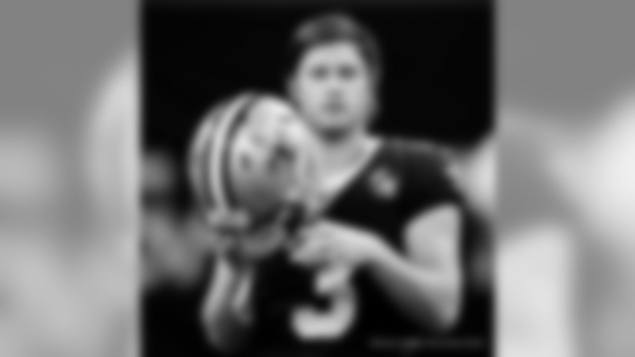 August 18-30-2018
Pre Season Game - 2P
New Orleans 20 - Los Angeles 0 (W)
Saints 3-1 in 2018 Pre Season
New Orleans Saints 2018 Season
Michael C. Hebert
