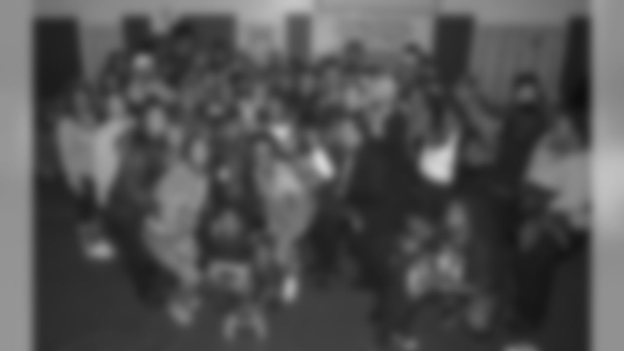 2560-1440-Gallery-saints-YMCA_Turkey-0349