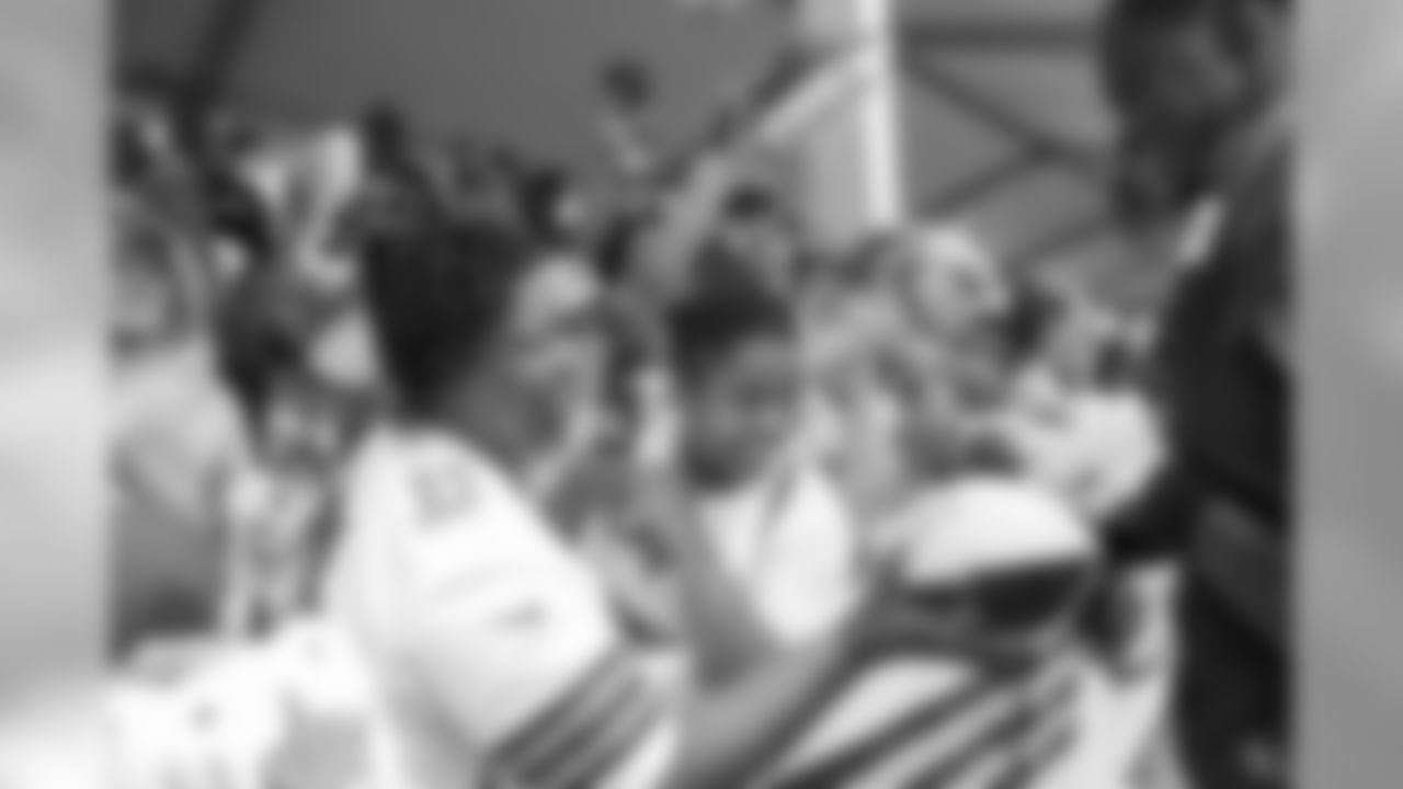 Gallery_TrainingCamp_Fams_08211908