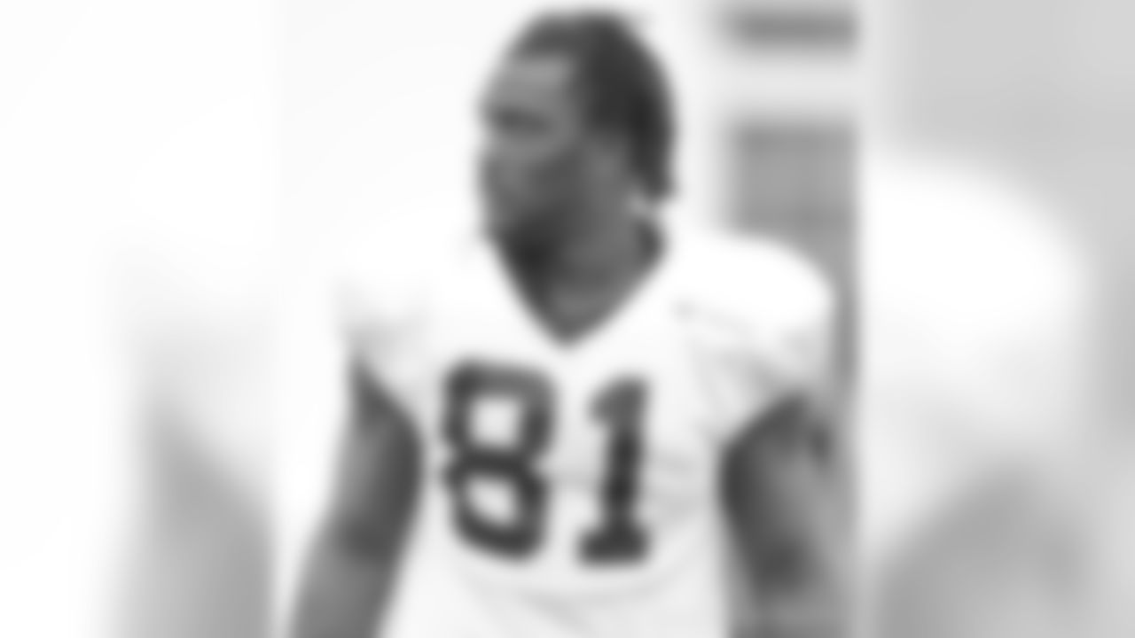 81 TE Orson Charles