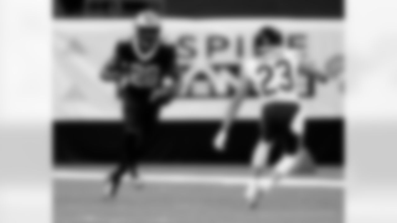 Game action photos from the New Orleans Saints vs. Chicago Bears matchup in the Wild Card round of the 2020 NFL playoffs.