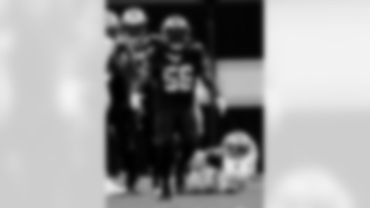 Check out photos of New Orleans Saints linebacker Demario Davisin action during the 2020 NFL season.