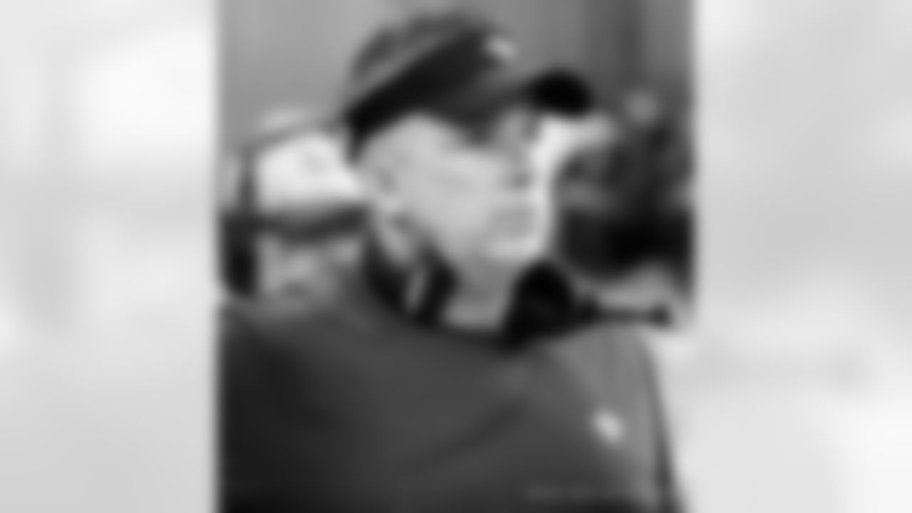 Gallery-NOATLWK3-Coach-2560-0039