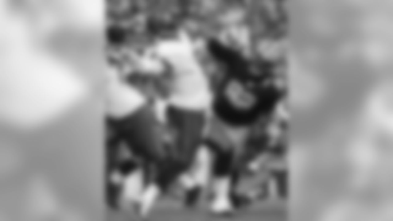 In his rookie season, Jenkins played in all 16 games recording a total of 21 combined tackles.