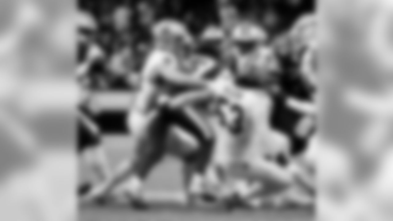 The New Orleans Saints and Minnesota Vikings battle it out in the Wild Card matchup at the Mercedes-Benz Superdome.