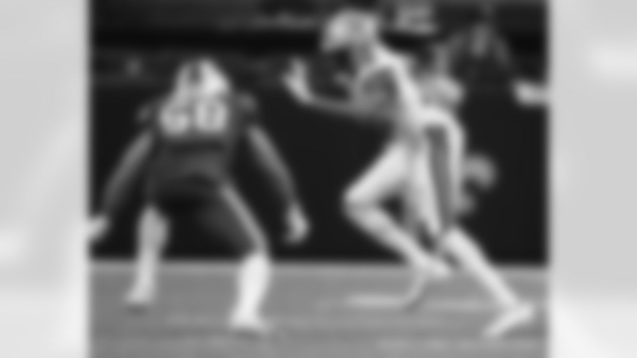 The New Orleans Saints take on the Buffalo Bills at the Caesars Superdome in Week 12 of the 2021 NFL season.
