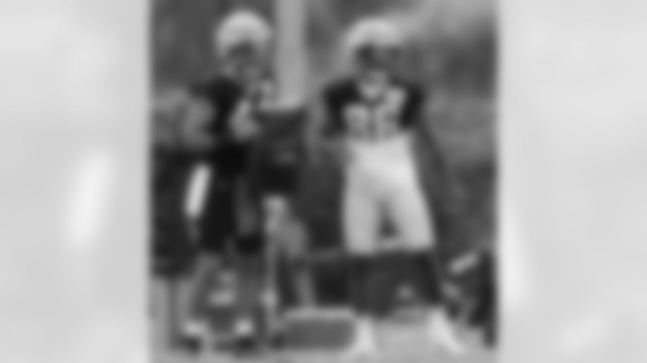 New Orleans Saints tight ends Lucas Krull and Chris Herndon IV took the field for practice during 2022 Training Camp presented by Rouses Markets on Saturday, August 6.