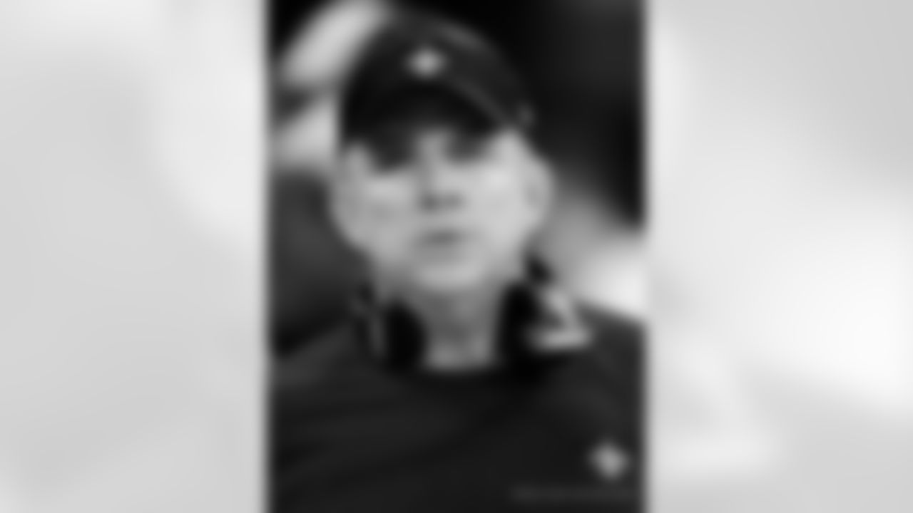 Gallery-NOATLWK3-Coach-2560-0040