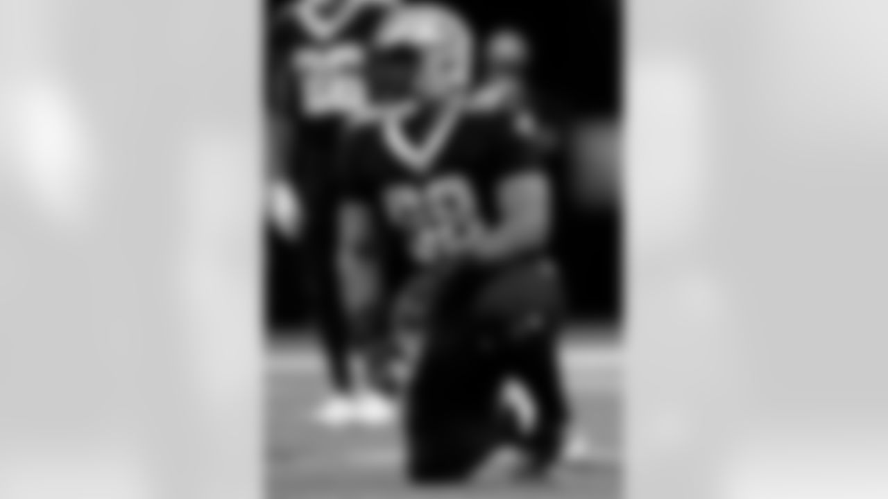Game action photos from the New Orleans Saints vs. Chicago Bears matchup in the Wild Card round of the 2020 NFL playoffs.