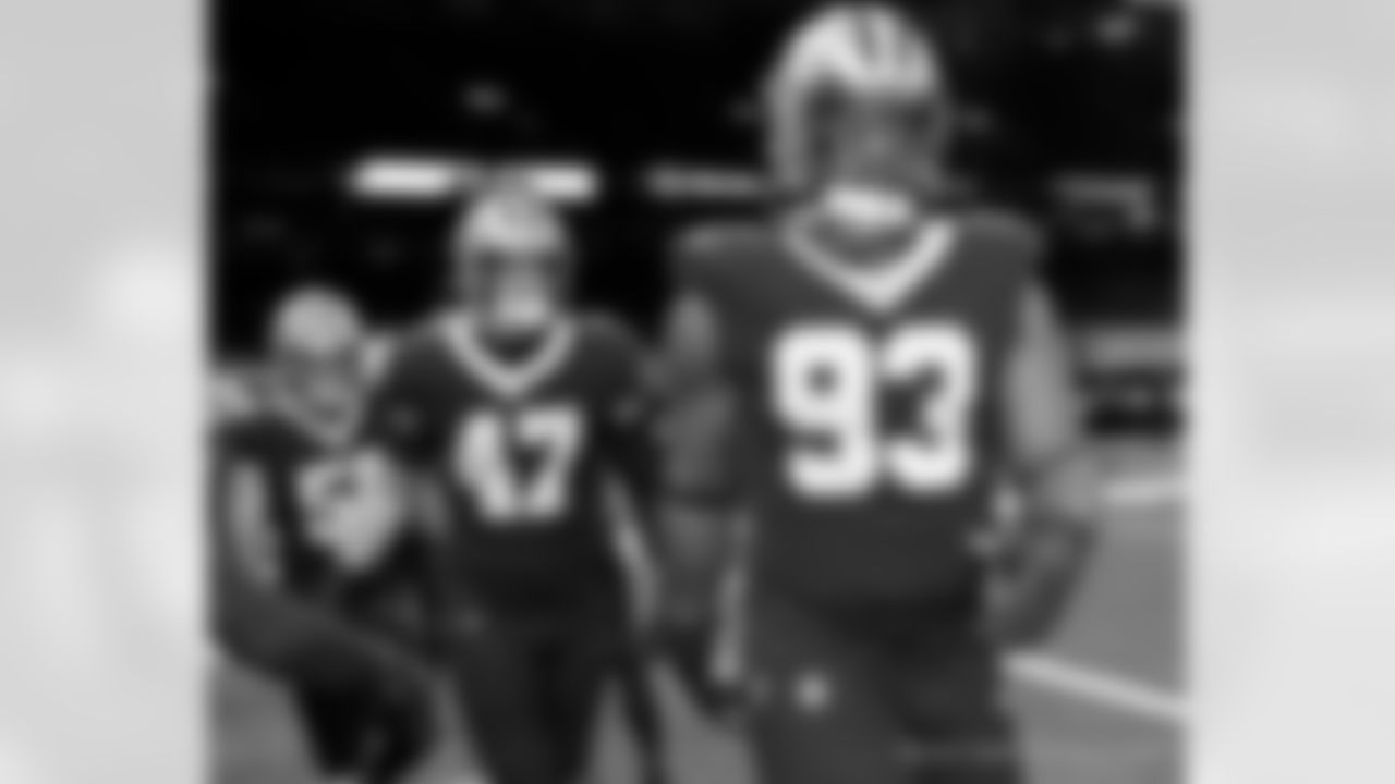 Pregame photos from the New Orleans Saints playing host to the San Francisco 49ers in Week 10 of the 2020 NFL season.