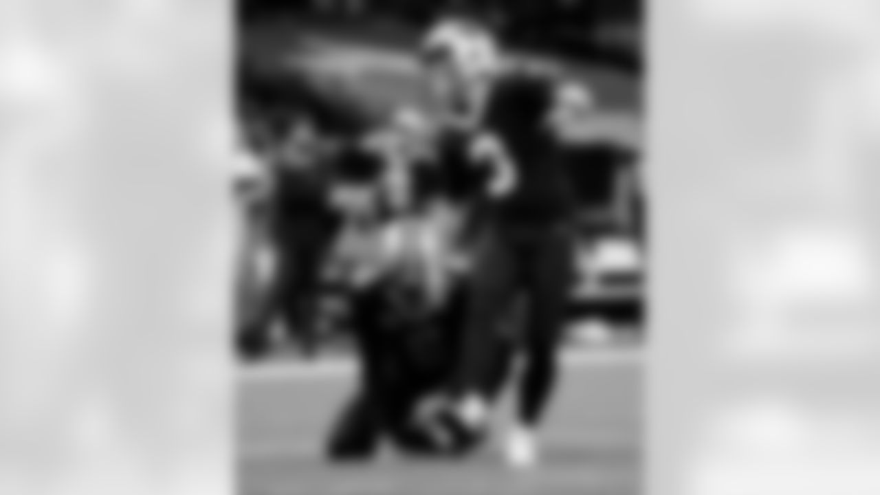 Game action photos from the New Orleans Saints vs. Los Angeles Chargers matchup in Week 5 of the 2020 NFL season.