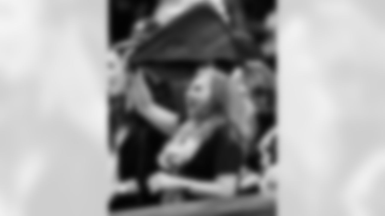 Gallery-NOSLAR-WK9-110418-0149