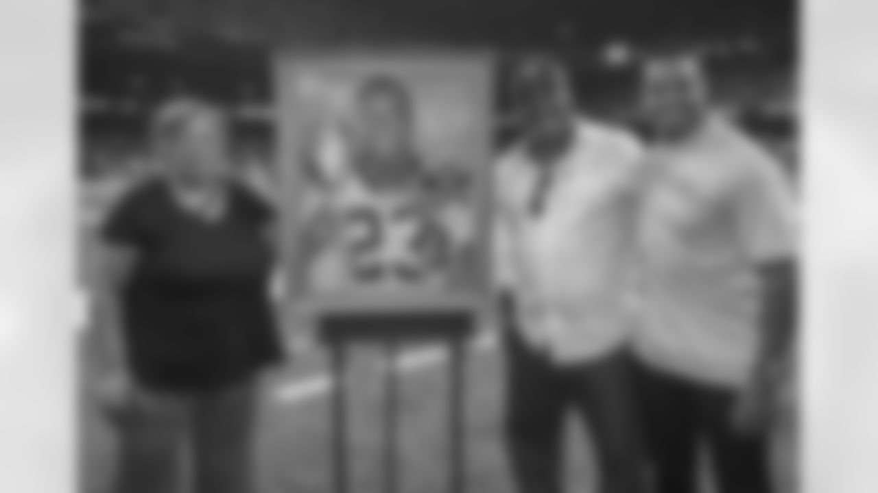 gallery-saints-HoF-halftime-091618-0017