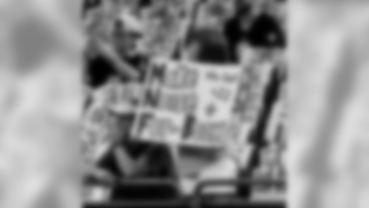 Saints 43 - Redskins 19 (W)
New Orleans Saints 2018 Season
Michael C. Hebert