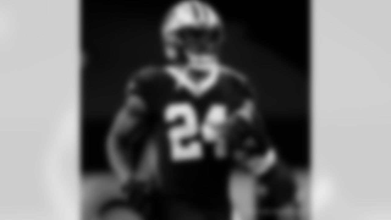 Pregame photos from the New Orleans Saints playing host to the Kansas City Chiefs in Week 15 of the 2020 NFL season.