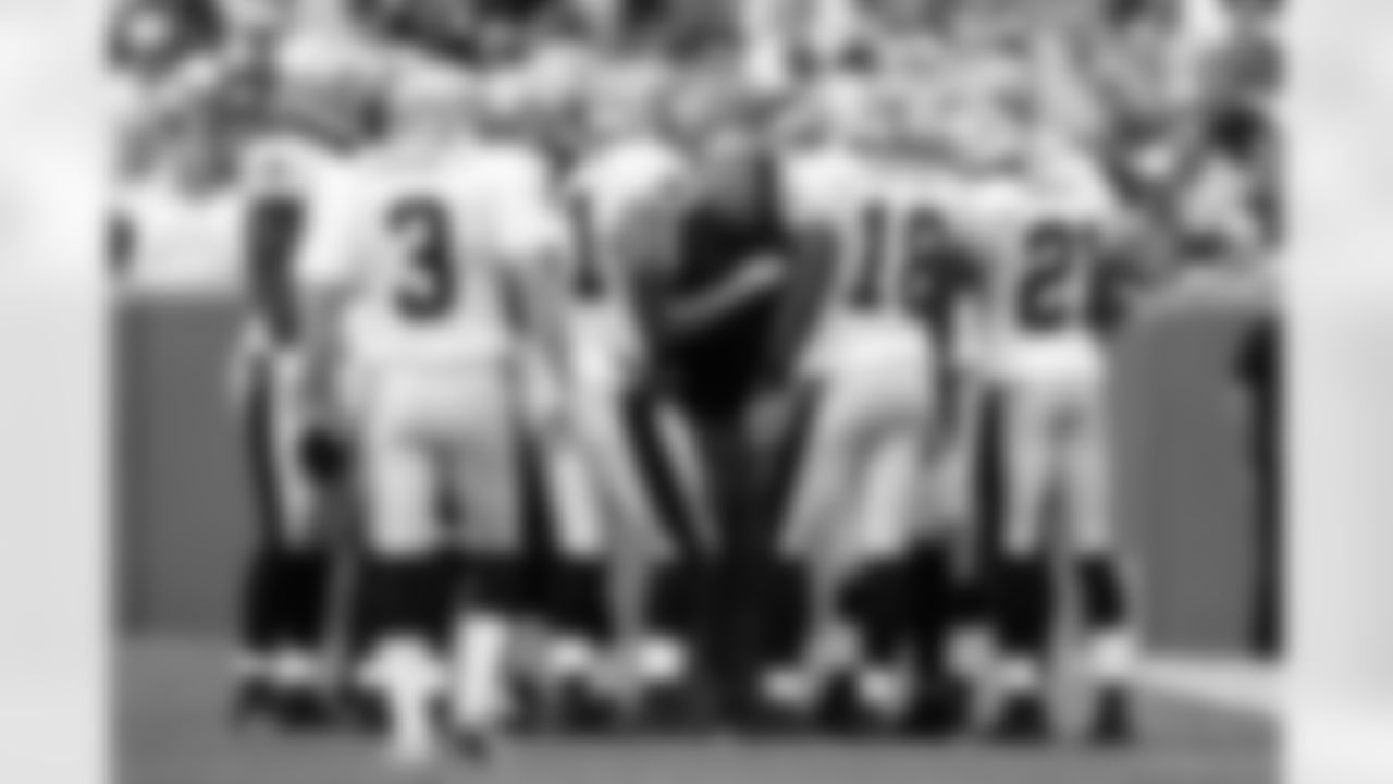 9 17 06 Saints at Packers Special BandW