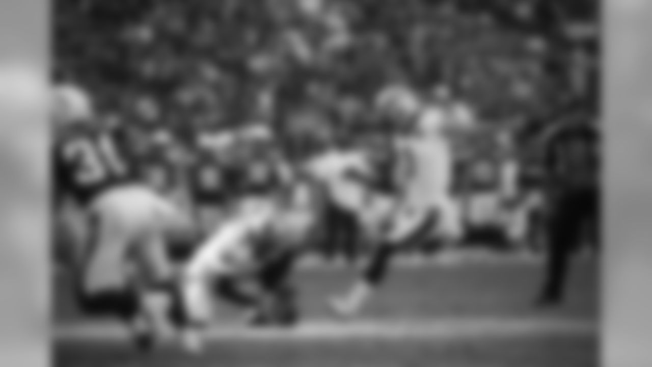 Gallery-PREG3-Action-1-Chargers-2018-082518-018