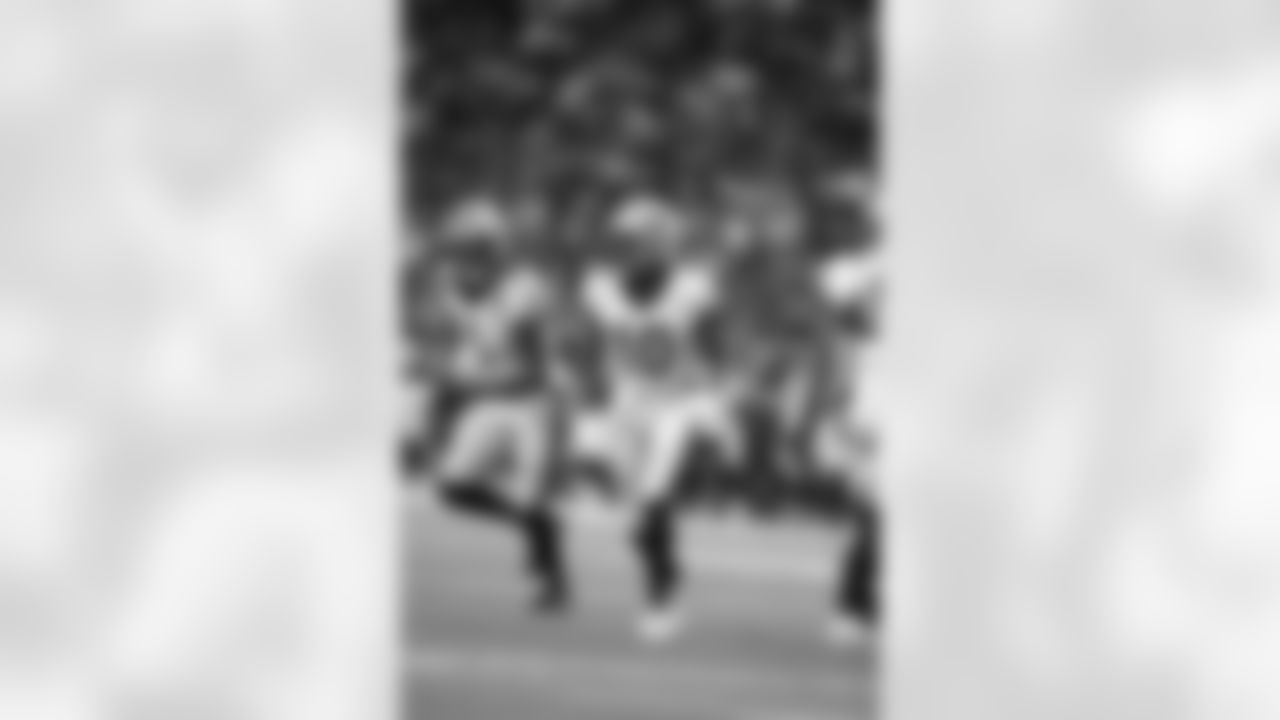 New Orleans Saints wide receivers Marquez Callaway and Tre'Quan Smith in action during the 2022 Preseason Week 1 game against the Houston Texans.