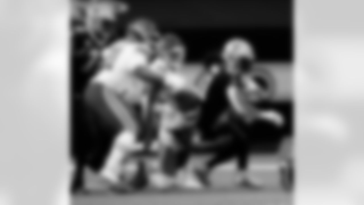 Game action photos from the New Orleans Saints vs. Kansas City Chiefs matchup in Week 15 of the 2020 NFL season.