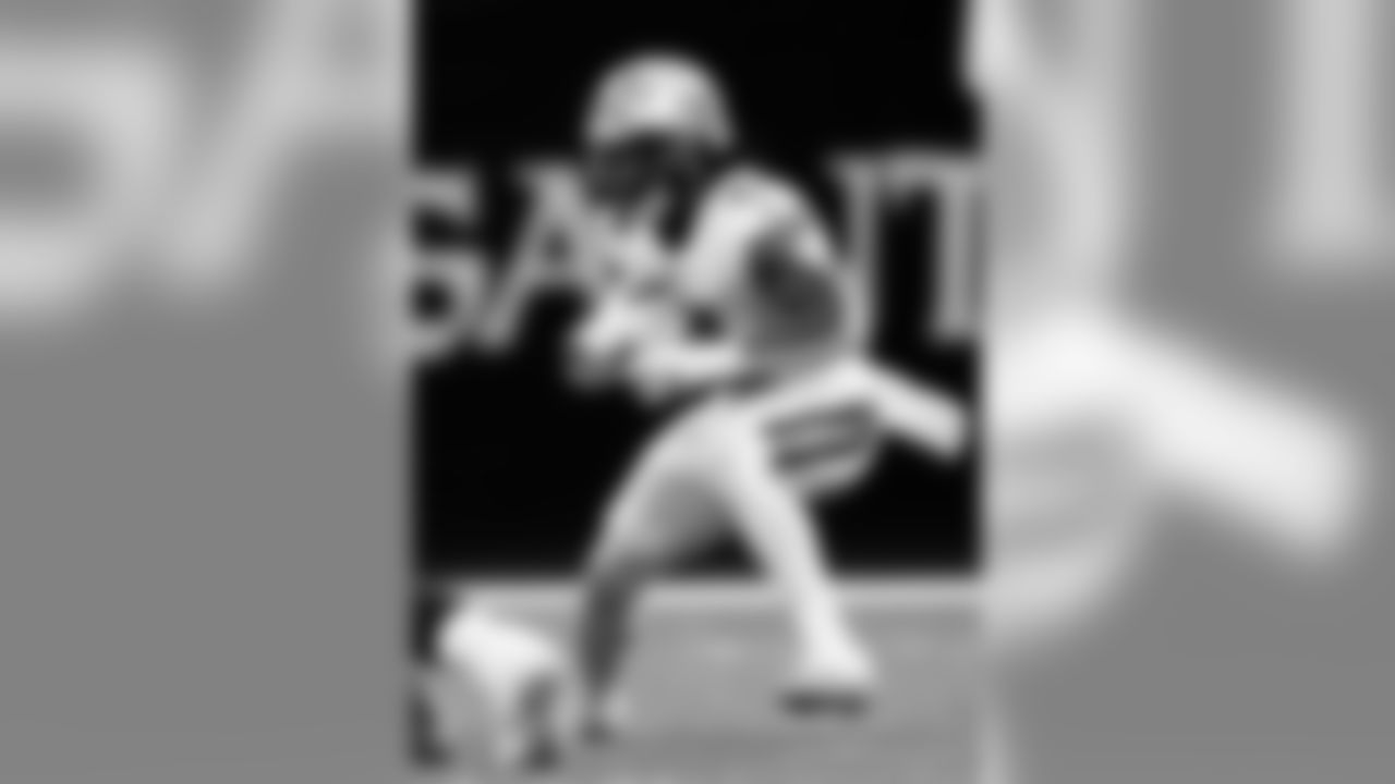 Check out the best action shots from the Saints in Week 4 as they host the Dallas Cowboys at the Mercedes-Benz Superdome.
