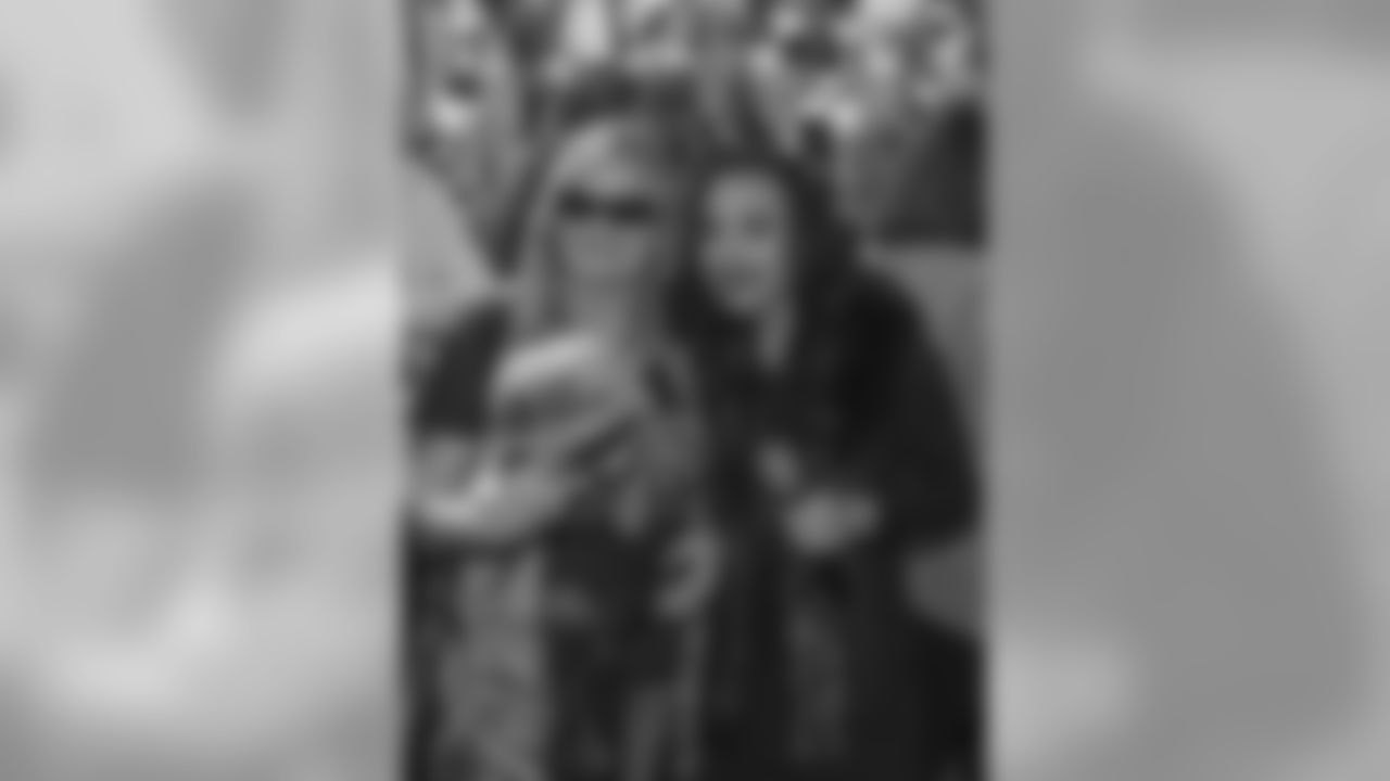 Gallery-Pep-Rally-2560-1440275