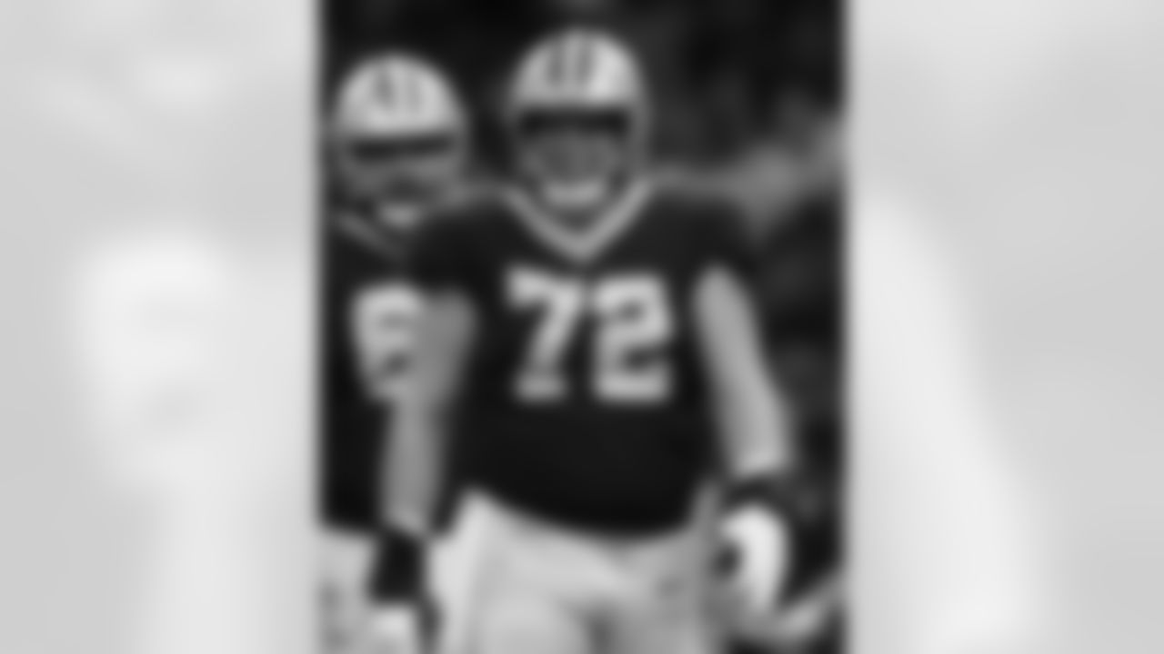 New Orleans Saints center Nick Martin (72) in action during their 2022 Preseason Week 3 game against the Los Angeles Chargers.