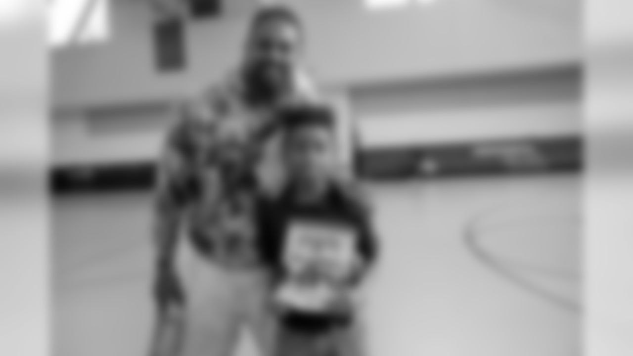 New Orleans Saints defensive end Cameron Jordan visited Akili Academy in New Orleans for a special literacy community event with students.