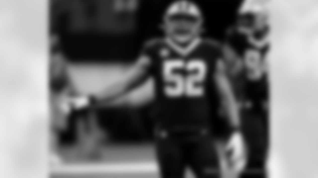 Game action photos from the New Orleans Saints vs. Chicago Bears matchup in the Wild Card round of the 2020 NFL playoffs.