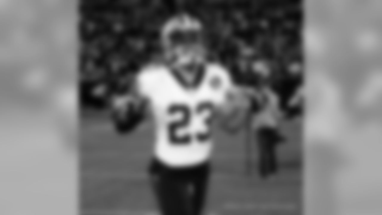 Saints 12 - Carolina 9 (W)
New Orleans Saints 2018 Season
Michael C. Hebert