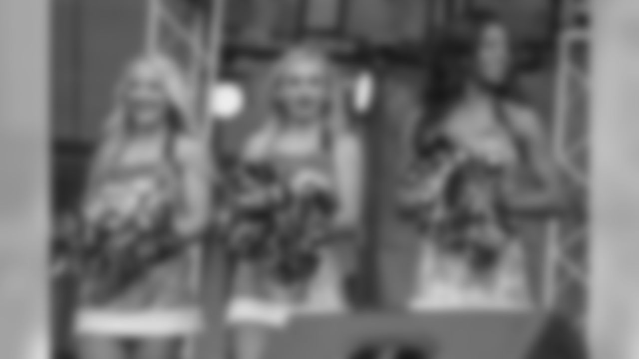 Gallery-Champions-2560-1440-467_1