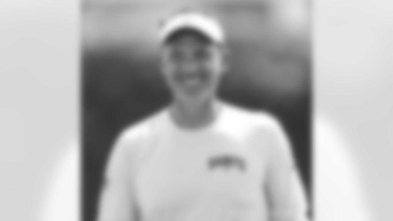 New Orleans head coach Dennis Allen watches Day 1 of 2022 Minicamp at the Ochsner Sports Performance Center on Tuesday, June 14, 2022.