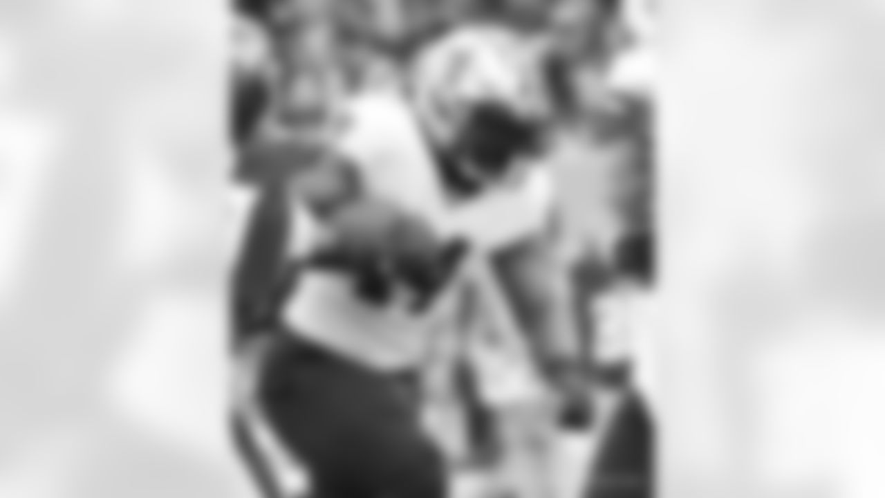 The New Orleans Saints take on the Tennessee Titans on the road in Week 10 of the 2021 NFL season.