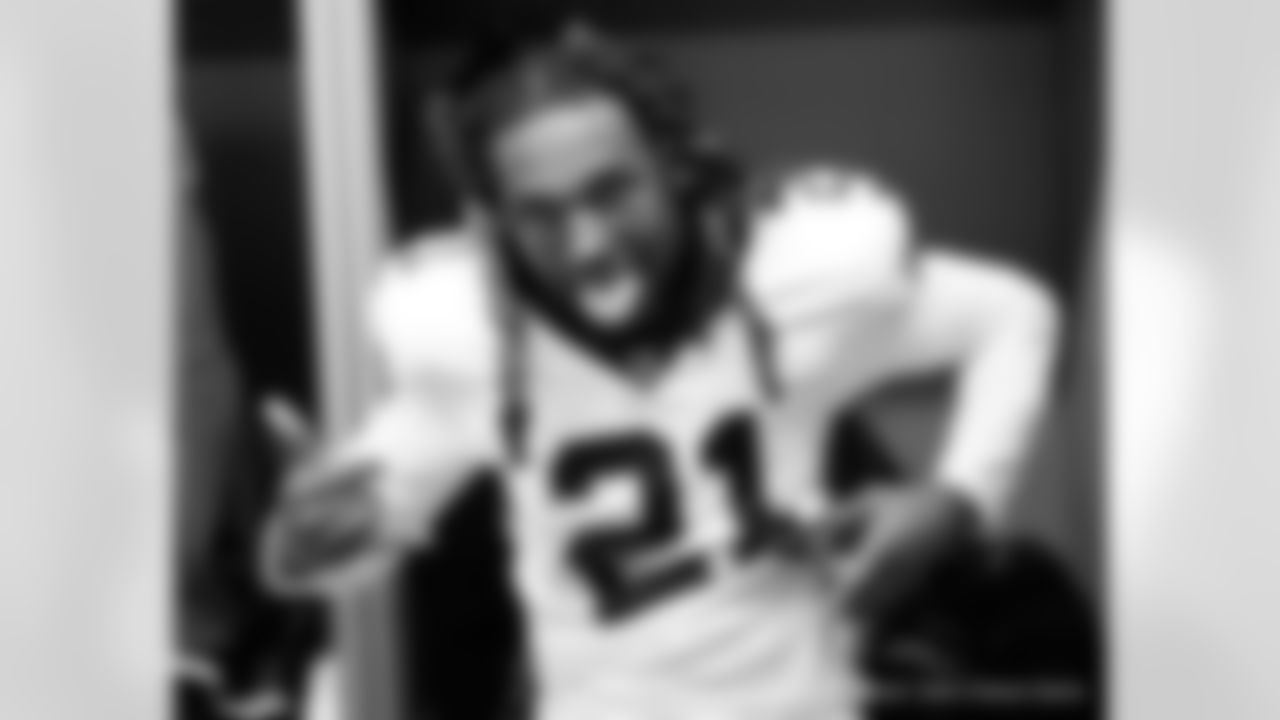 Head inside the New Orleans Saints locker room postgame after the Saints' win against the Philadelphia Eagles in Week 17 of the 2022 NFL season presented by Bud Light.