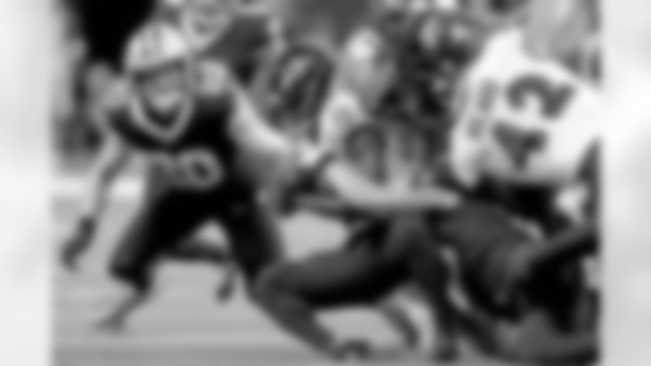 Check out photos of New Orleans Saints linebacker Pete Werner in action throughout the 2022 season.