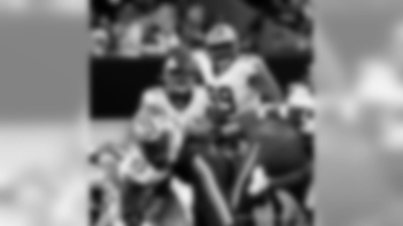 The New Orleans Saints and Minnesota Vikings battle it out in the Wild Card matchup at the Mercedes-Benz Superdome.