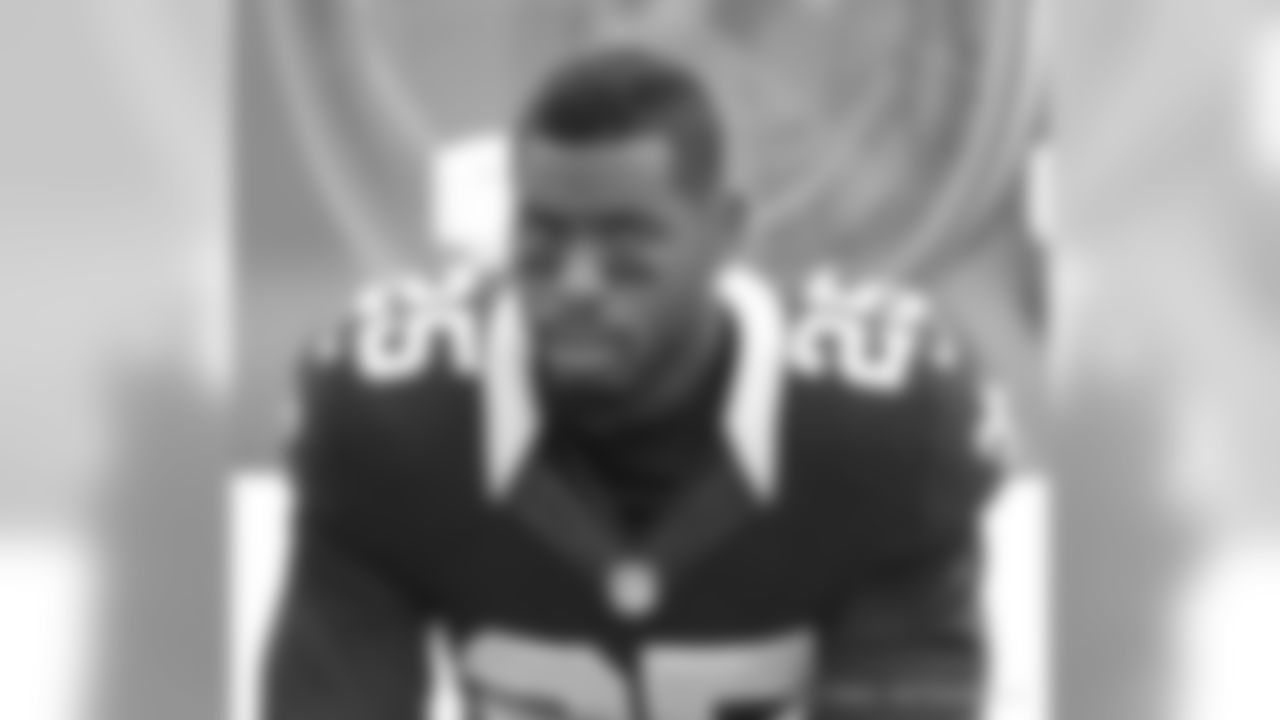 S Rafael Bush