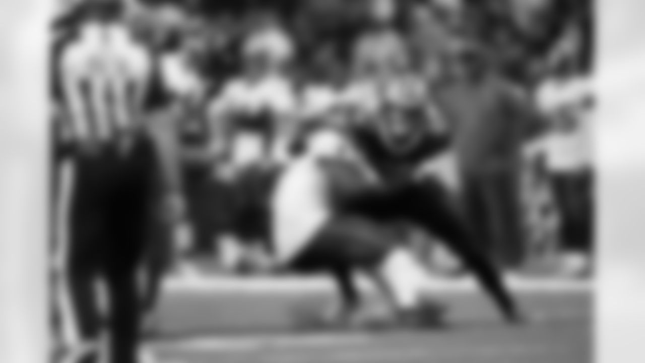 Check out photos of New Orleans Saints linebacker Pete Werner in action throughout the 2022 season.