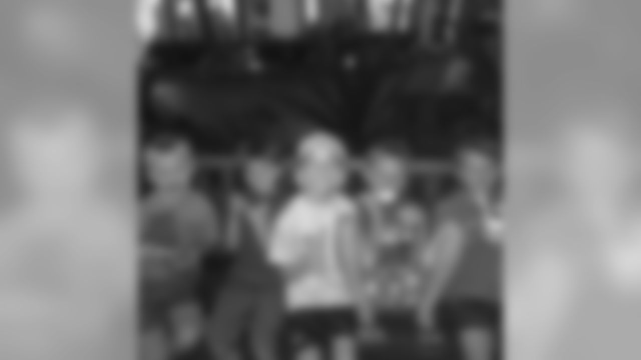 Drew Brees: Nothing like tubing down the sugar cane irrigation canals in the middle of the island and then finishing it off w waffle cone ice cream! Now that's a great day!