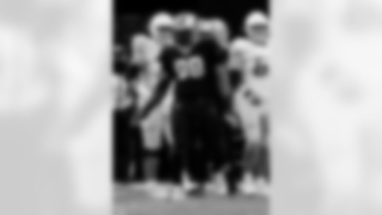 Game action photos from the New Orleans Saints vs. Los Angeles Chargers matchup in Week 5 of the 2020 NFL season.