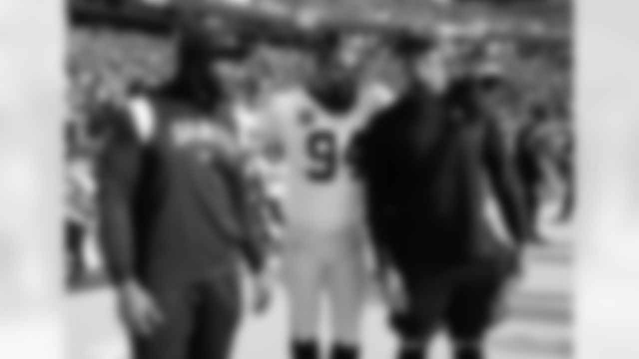 Check out the team arrivals and preparations from the New Orleans Saints ahead for their Week 12 matchup against the San Francisco 49ers.