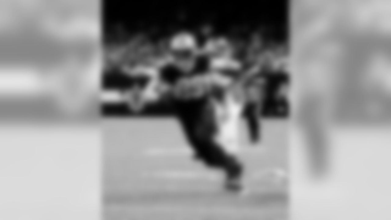 Check out the game action between the New Orleans Saints and Tampa Bay Buccaneers in Week 5 at the Mercedes-Benz Superdome.