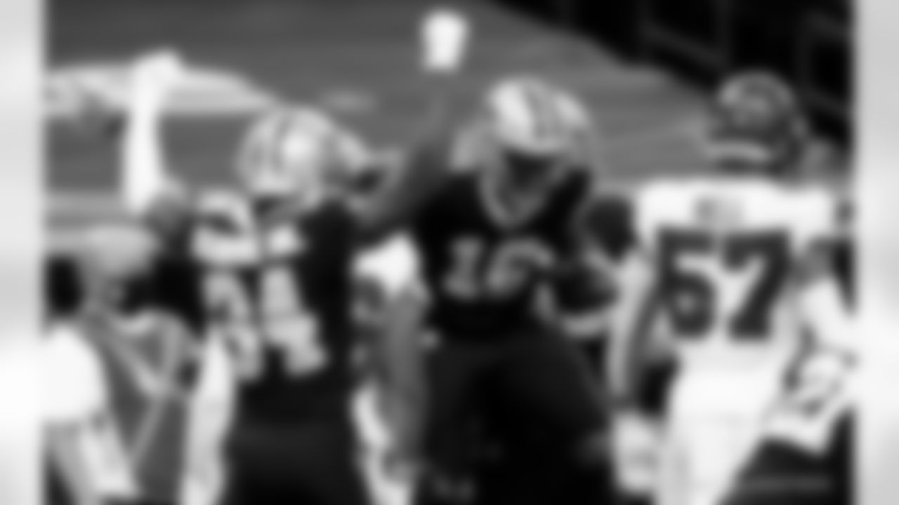 Game action photos from the New Orleans Saints playing host to the Tampa Bay Buccaneers in Week 1 of the 2020 NFL season.