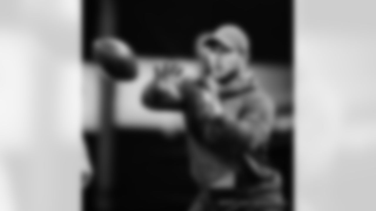 Gallery-NOSLAR-WK9-110418-0051