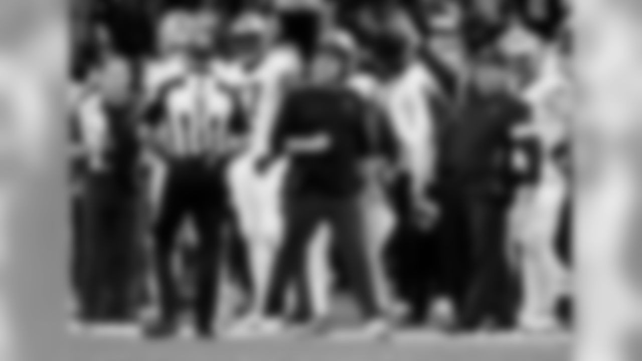 The New Orleans Saints and Minnesota Vikings battle it out in the Wild Card matchup at the Mercedes-Benz Superdome.