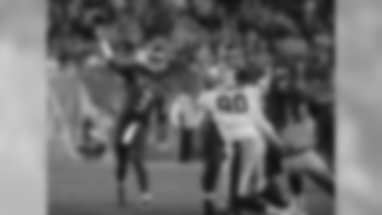 Saints vs Buccaneers Week 1 & 14 - Quarterback Jameis Winston